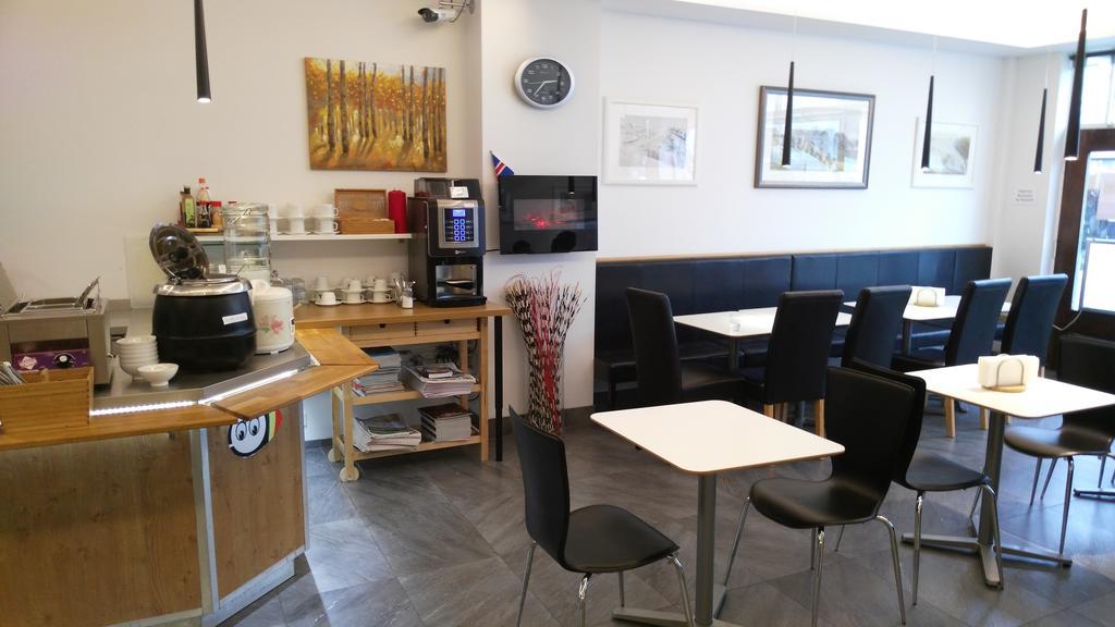 100 Iceland Hotel Рейкявик Екстериор снимка